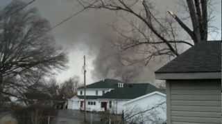 OFFICIAL HENRYVILLE TORNADO!! Shot by Rhett Adams