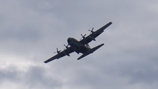 C-130軍用運輸機大轉彎! 2021.6.24 C-130台南轉運站上空通過