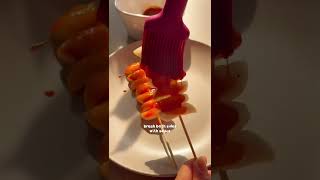 tteokbokki on a stick? meet tteok-kkochi