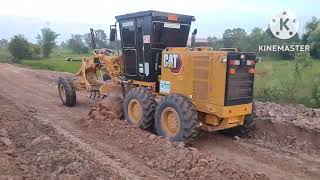 รถเกรดเดอร์มิกซ์ดินก่อนปูบดอัด#เก๋เกรดเดอร์ #grader #road#motoniveladora