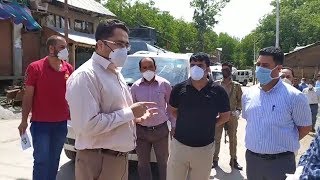 DC Anantnag Visits Red Zones