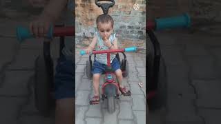 Cycle ride with Pranshi ☺😀  Lollipop khate khate cycle chla rhi h 😂🤣