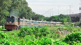 Dhaka bound Jamuna Express Train of Bangladesh Railway spotted at Banani, Dhaka