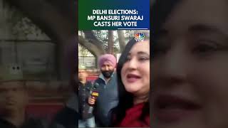 Delhi Polls 2025 | BJP MP Bansuri Swaraj Reaches The Polling Station To Cast Her Vote | N18S