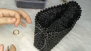 (4)طريقه تركيب الحلقات الشنطة الخرز  How to make apearl beaded bag for beginners