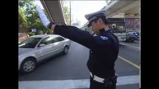 Lost in Traffic - Documentary about Traffic Police in Shanghai (2005) - 交警,  交通警察