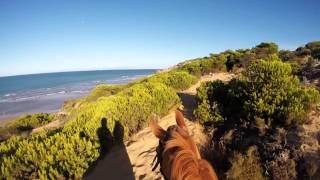 jacanosl; paseo a caballo por la playa