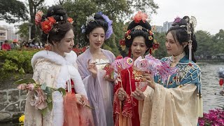 À l'approche du Nouvel An chinois, la mode occupe le devant de la scène