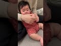 【生後4ヶ月】パパに遊んでもらってご機嫌なムチムチ赤ちゃん👶 赤ちゃん 赤ちゃんが笑う