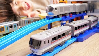 プラレール 西武鉄道ニューレッドアロー10000系