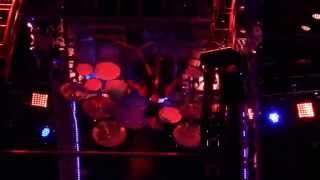 MOTLEY CRUE LIVE  TOMMY LEE  DRUM SOLO THE FINAL TOUR 2014