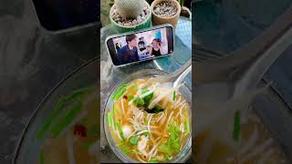 Mời cả nhà ăn hoành thánh nha🍜 #food #thinhhanhyoutube #monngonmoingay #mukbang