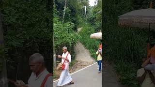 Sri Lankan traditions #hewisi #srilanka #kandyan #traditonal #asia #buddhism #donation #alms