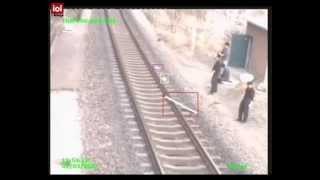 Left object detection - small objects on rails