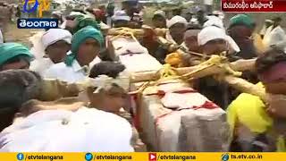 MP Soyam Bapu Rao \u0026 MLA Atram Sakku | Offer Prayers to Goddess Jangubai | in Asifabad Dist