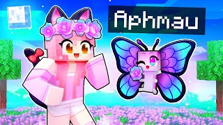 Helping My FRIENDS as a BUTTERFLY In Minecraft!