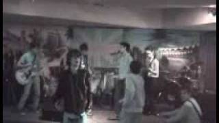 the grasmeres - swallow on my neck (covered morrissey song at some gigs on dec 2005 at Parkit).wmv