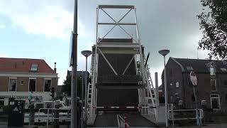 Brugopening Guldenbrug Gouda Ophaalbrug Drawbridge/ Pont-levis/ Klappbrücke