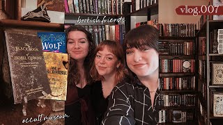 [vlog.007] bookish friends, witchy museum, romance chats & resetting habits in a chaotic week