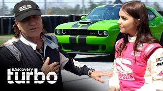 Dicen que el color verde trae mala suerte en la pista | Autos alucinantes con Brian Johnson