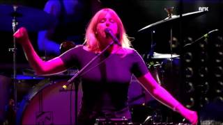 Susanne Sundfør - Slowly (Live @ Øyafestivalen '15)