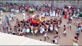 Vedupari utsavam at srirangam