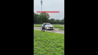 上个卫生间回来看他没开对。说他两句你就冲我来，咋个教？？？#考驾照 #驾校一点通 #逼疯教练 #科目二 #学车