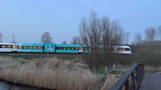 Arriva GTW over de spoorbrug in de Westerbroekstermadepolder