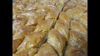 Bakllava që Shkrihet në Gojë me Miliona Shikues 😱