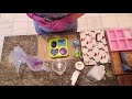 melt and pour soap tutorial using melt and pour soap embeds in silicone mold