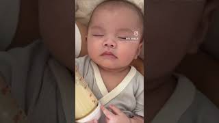 生後3ヶ月の赤ちゃん。ミルクが好きすぎてっ🍼　赤ちゃんの寝顔に癒される #baby #hawaii #赤ちゃん #shorts #癒し動画