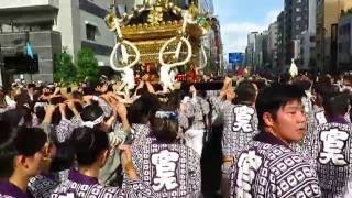 喧嘩あり？激突！鳥越祭り 2016 本社神輿渡御・宮元  Torigoe festival headquarters carrying of miniature shrines