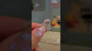 This Paper Doll is smaller than my THUMB !!!! #art #papercrafts #paperdolls