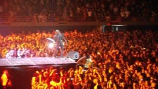 Foo Fighters - " Hero " Live! 2011