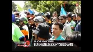 1000 Buruh Konvoi Ke Kantor Gubernur Sidoarjo - iNews Petang 01/09