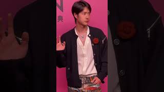 #王一博 王一博vogue 紅毯    Wang Yibo Vogue Fashion Red Carpet