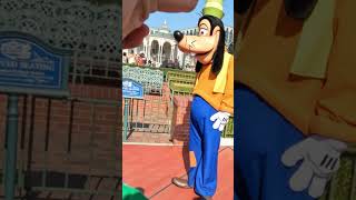 【東京ディズニーランド】グーフィー とのグリーティング　グーフィー 大好きになる動画