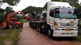 รีวิวรถไถ kubota l5018  ติดคีบ คีบไม้ยางพารา ขึ้นรถพ่วง 18 22 ล้อ  HINO ซีรีย์ 500