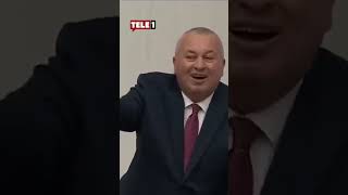 Cemal Enginyurt konuştukça Meclis ayağa kalktı: Yalaka sensin lan! | TELE1 ARŞİV