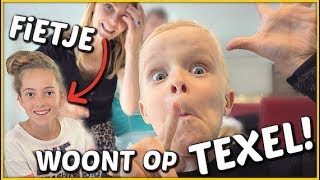 WEEKENDJE TEXEL EN KiJKER VERRASSEN! 😱 | Bellinga Familie Vloggers #1401