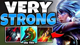 RIVEN TOP BUT THIS BUILD SHREDS ANYTHING IT SEES! (ABUSE THIS) - S12 Riven TOP Gameplay Guide