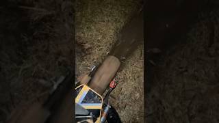 EV Ultra 2000W 48V electric scooter burnout in dirt!!