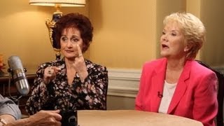 'It All Came Down To Money, I Think': Erika Slezak and Robin Strasser On The Cancellation And Ren...