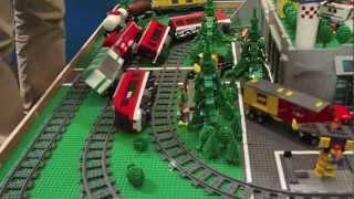レゴブロックで列車脱線衝突事故発生。 lego railroad accident