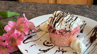 Love at First Bite: Keto Peppermint Mug Cake You'll Adore #Sugarfree #Glutenfree #Lowcarb