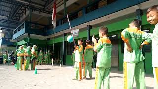 PENCAK SILAT MELALUI PENDEKATAN PERMAINAN UNTUK ANAK SEKOLAH DASAR