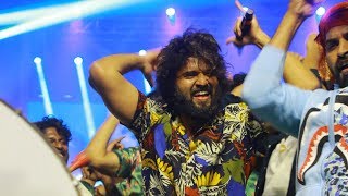 Vijay Deverakonda Mass Dance | Dear Comrade Music Festival | Rashmika Mandanna | Daily Culture