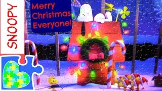 Peanuts SNOOPY ON DOGHOUSE CHRISTMAS MINI PUZZLE GAME FOR KIDS! Rompecabezas de Snoopy.