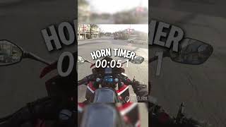 “17 Seconds of Horn Madness! Can You Out-Honk This?” #motovlog #roadrage  #motorcycle