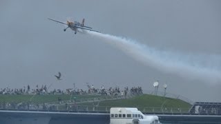 Yoshi MUROYA with Extra300S in Yokohama 7th Sep 2013